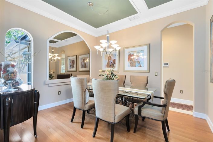 Image No.13-4 Bed House for sale