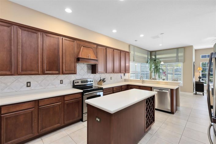 Image No.22-4 Bed House for sale