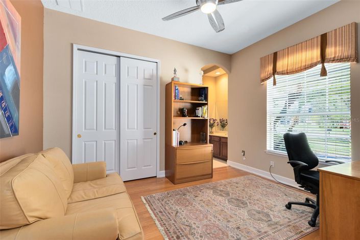 Image No.5-4 Bed House for sale