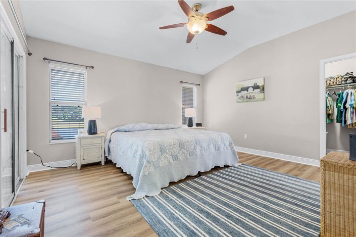 Image No.14-4 Bed House for sale