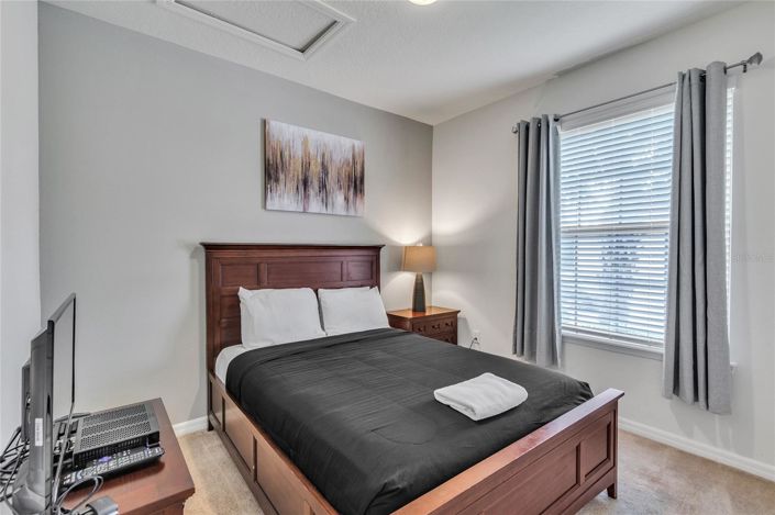 Image No.12-8 Bed House for sale