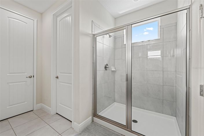 Image No.21-6 Bed House for sale