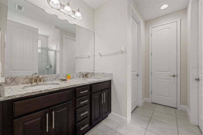 Image No.23-6 Bed House for sale