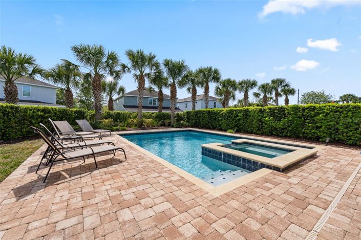 Image No.29-6 Bed House for sale