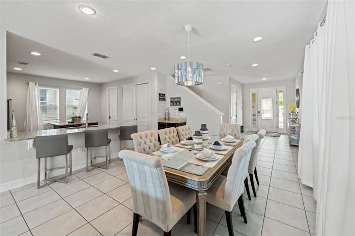 Image No.5-6 Bed House for sale