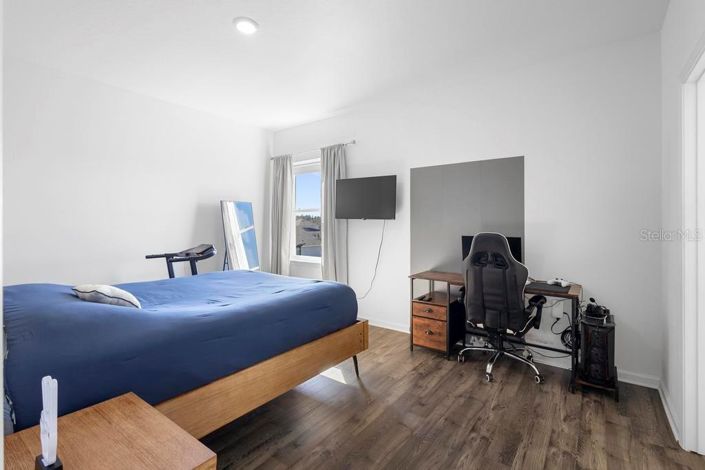 Image No.27-5 Bed House for sale