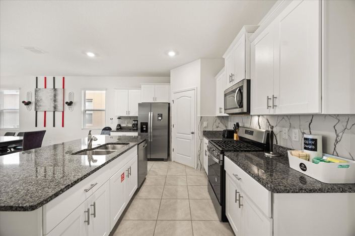 Image No.22-5 Bed House for sale