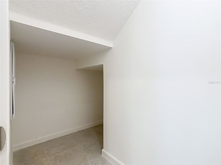 Image No.57-8 Bed House for sale