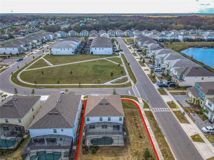 Image No.7-8 Bed House for sale