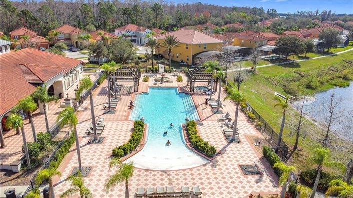 Image No.74-8 Bed House for sale