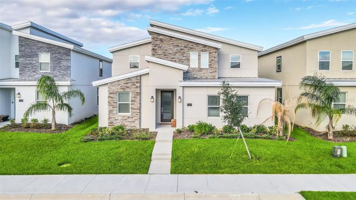 Image No.2-7 Bed House for sale