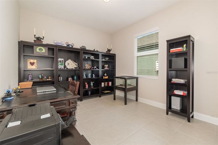 Image No.18-4 Bed House for sale