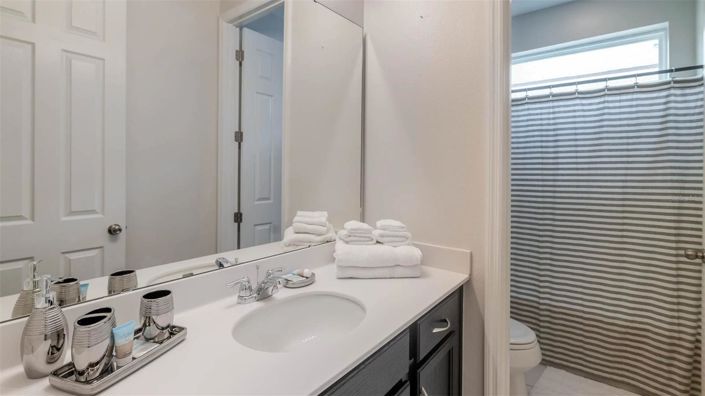 Image No.12-5 Bed House for sale