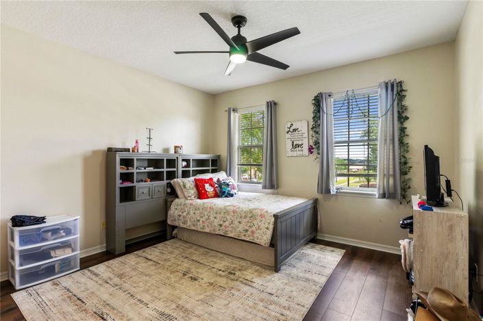 Image No.20-4 Bed House for sale