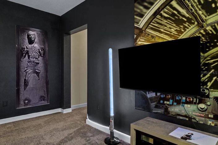 Image No.20-6 Bed House for sale