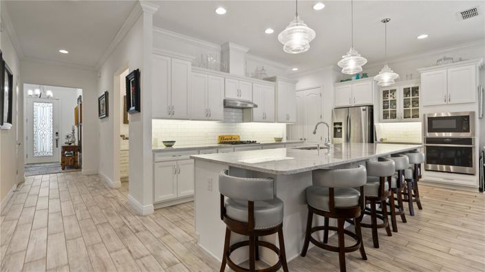 Image No.11-3 Bed House for sale