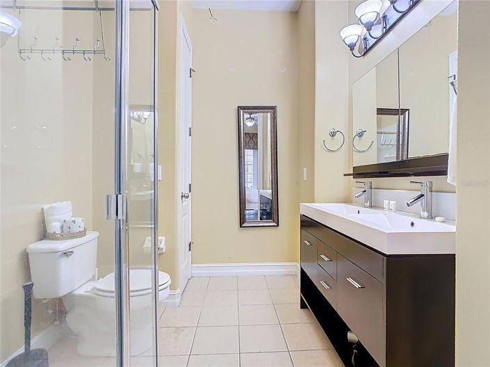 Image No.28-4 Bed House for sale