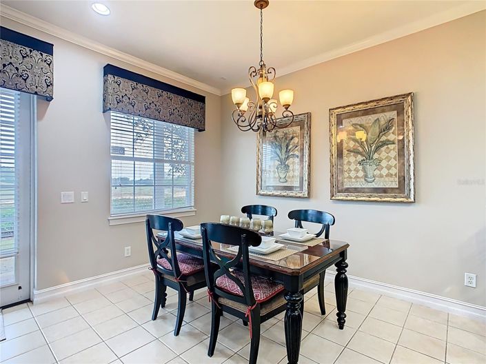 Image No.8-4 Bed House for sale