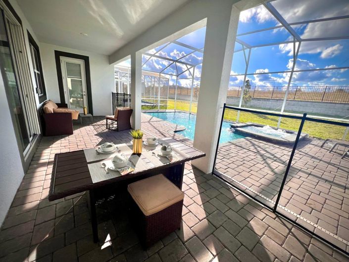 Image No.48-6 Bed House for sale