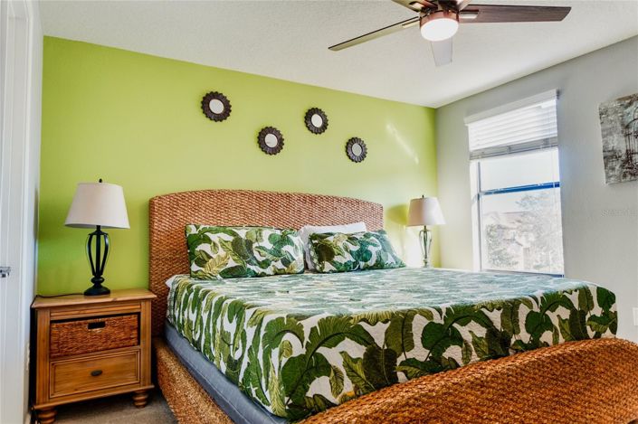 Image No.38-8 Bed House for sale