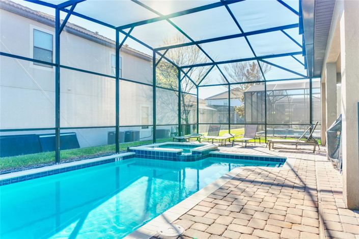 Image No.46-8 Bed House for sale