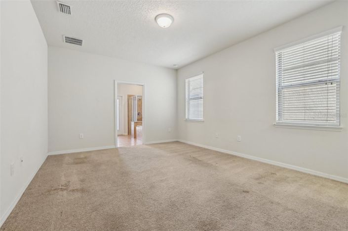 Image No.11-9 Bed House for sale