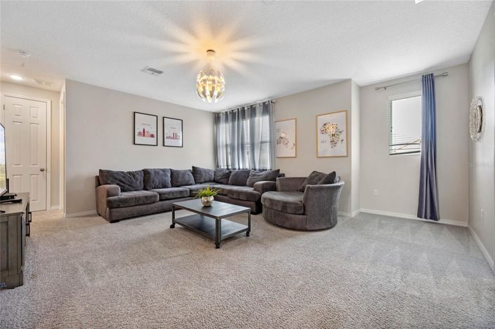 Image No.24-7 Bed House for sale