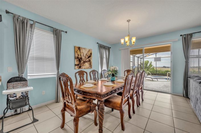 Image No.19-6 Bed House for sale