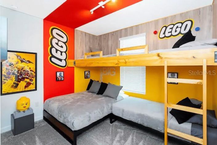 Image No.17-6 Bed House for sale