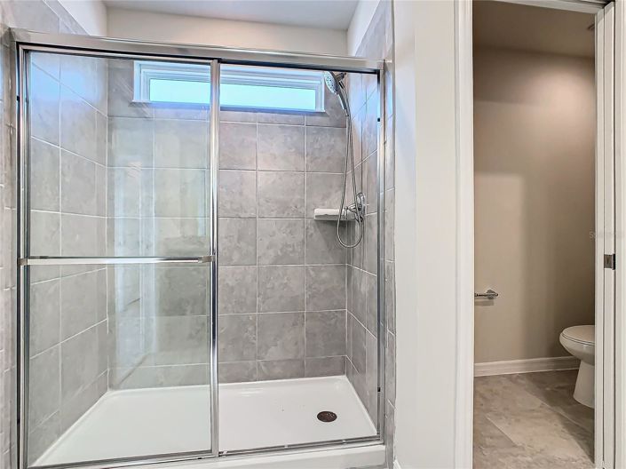 Image No.25-5 Bed House for sale