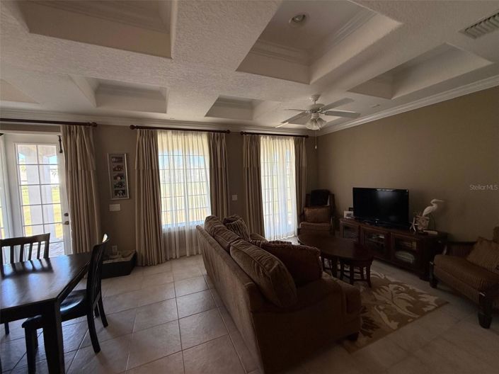 Image No.11-4 Bed House for sale