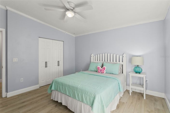 Image No.27-4 Bed House for sale