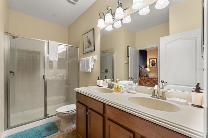 Image No.17-7 Bed House for sale