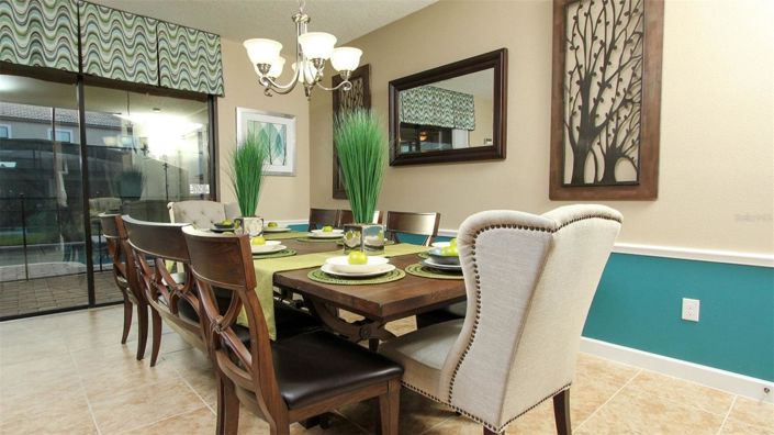 Image No.7-7 Bed House for sale