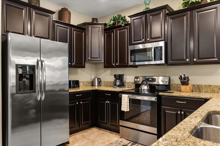 Image No.9-7 Bed House for sale