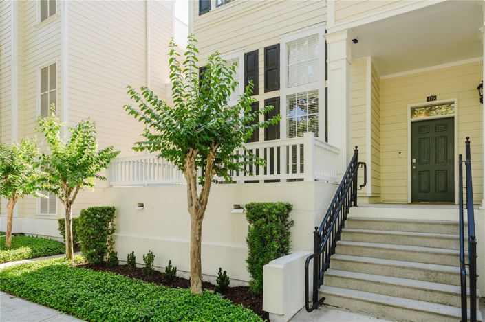 Image No.1-3 Bed Townhouse for sale