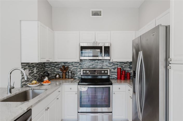 Image No.21-3 Bed Townhouse for sale