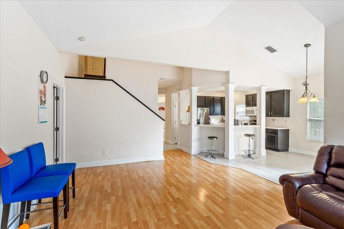 Image No.16-4 Bed House for sale