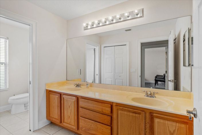 Image No.27-4 Bed House for sale