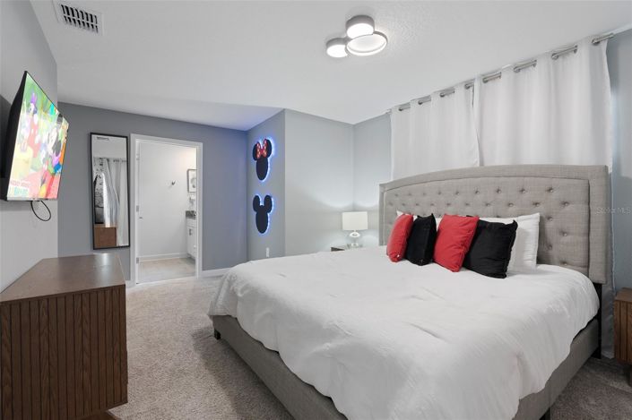 Image No.29-5 Bed Townhouse for sale