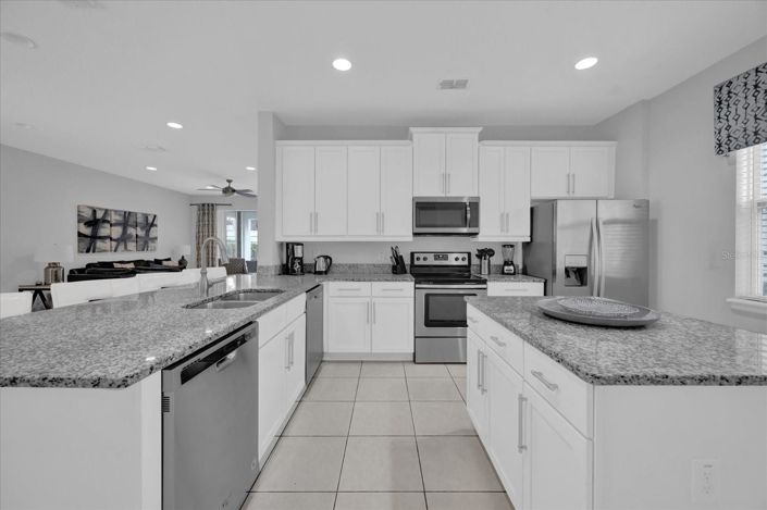 Image No.11-6 Bed House for sale