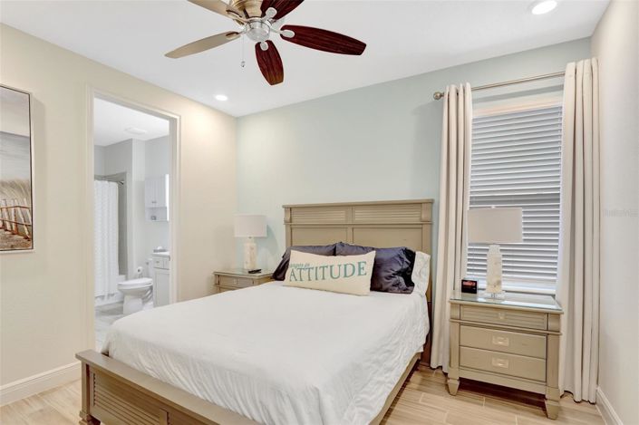 Image No.21-4 Bed House for sale