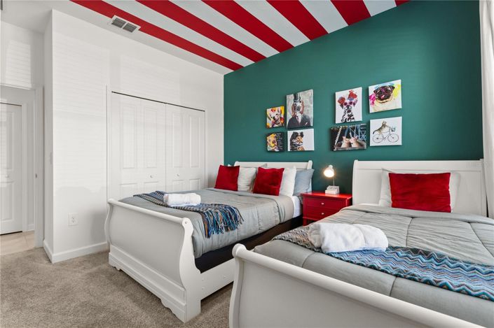 Image No.27-5 Bed House for sale