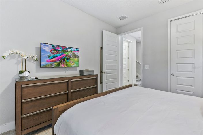 Image No.26-5 Bed House for sale