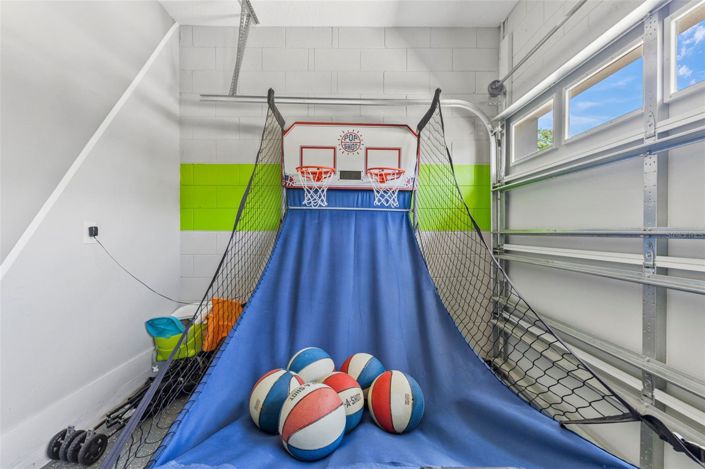 Image No.30-5 Bed House for sale