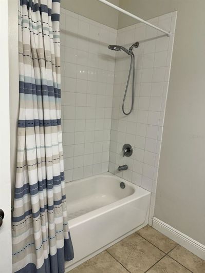 Image No.28-5 Bed House for sale