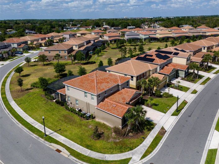 Image No.10-6 Bed House for sale