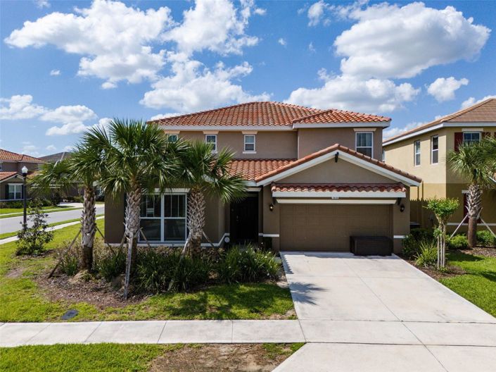 Image No.2-6 Bed House for sale