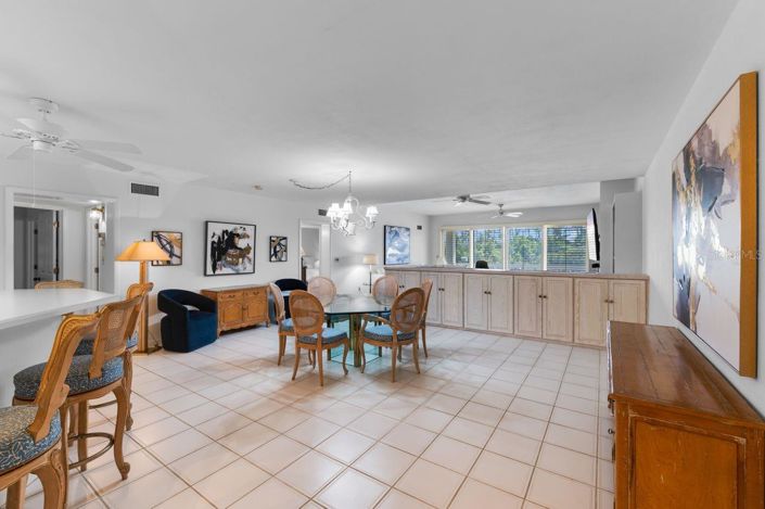 Image No.4-Appartement de 2 chambres à vendre à Orlando