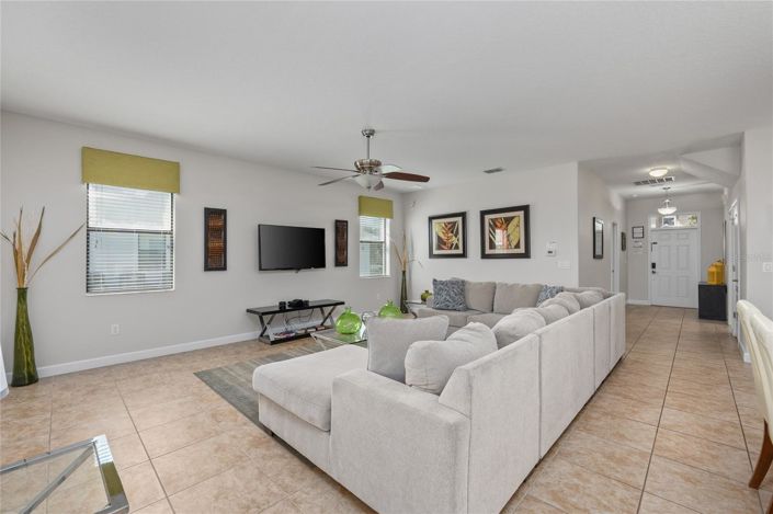 Image No.29-6 Bed House for sale